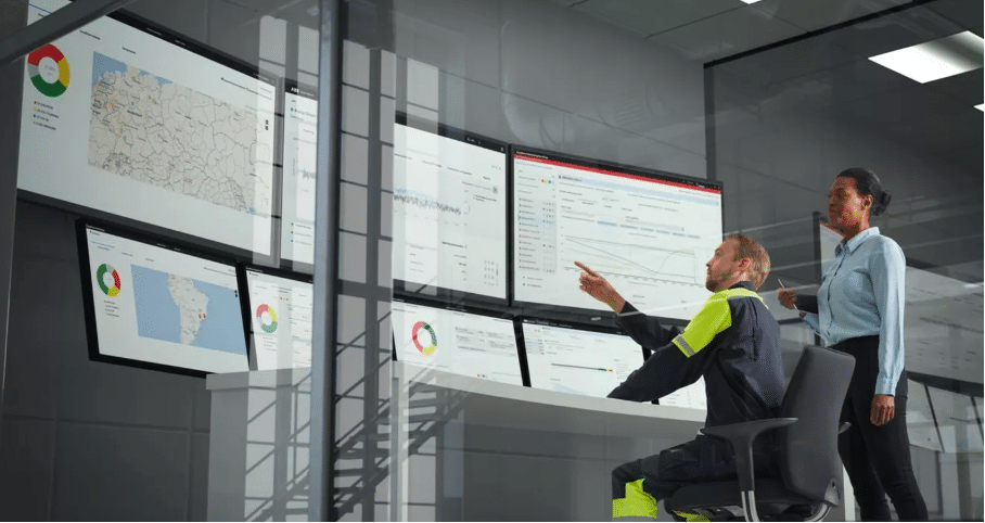 ABB et l'Industrie 4.0 - Notre offre ABB Ability™ réunit l’ensemble de nos produits et services numériques, conçus chacun à partir de la combinaison unique de notre connaissance sectorielle, notre leadership technologique et notre expertise digitale, afin d’apporter une véritable valeur business à nos clients.